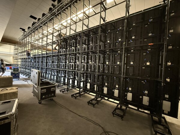 AE - Installazione perfetta dei LED wall - 12.jpeg