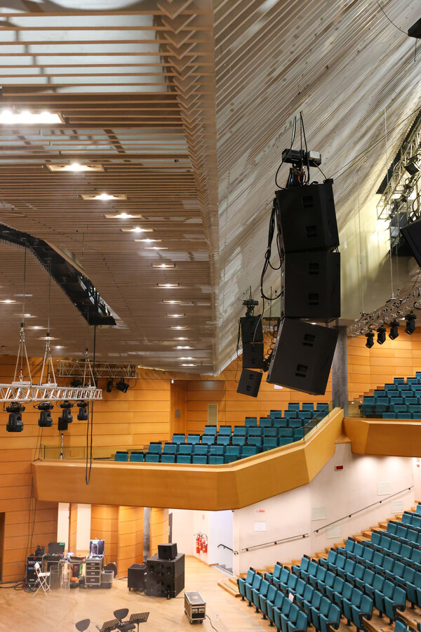 AE - Case Study - Teatro Dal Verme 14.jpg