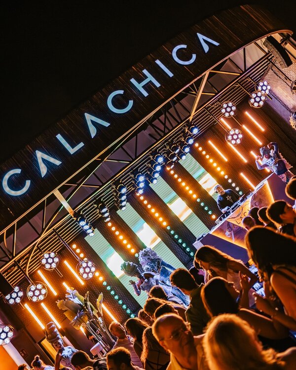 AE - Il mondo del lighting secondo Visual Productions - 02.jpg