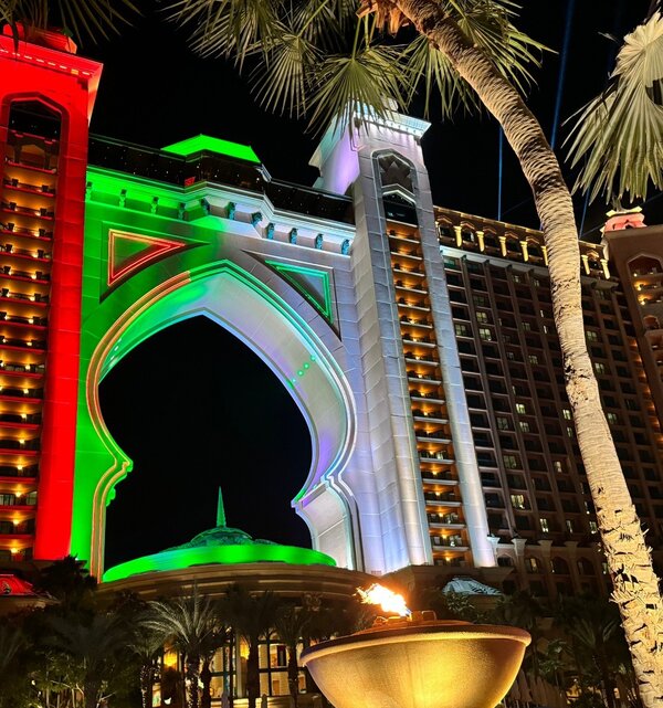 AE - Il mondo del lighting secondo Visual Productions - 05.jpg