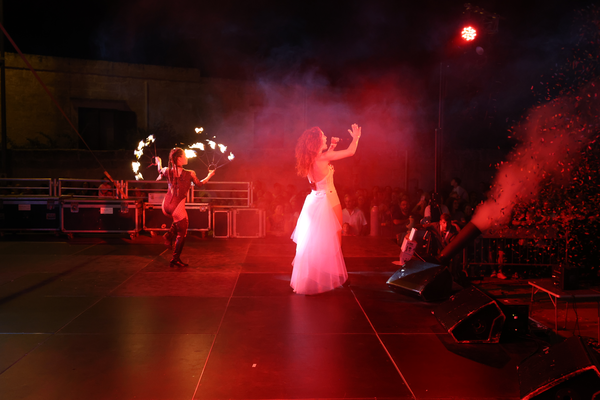 AE - Evoluzione delle macchine spara coriandoli - 02.jpg.JPG