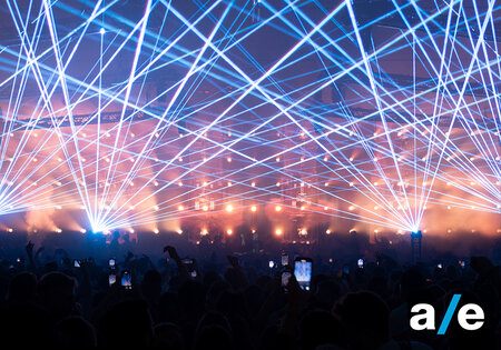 AE-202505-Laser per gli spettacoli.jpg