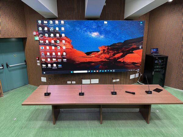 AE - Videoproiettori vs. LED wall - 12.jpg