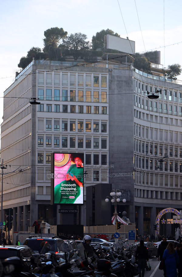 AE - Videoproiettori vs. LED wall - 07.JPG