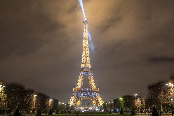 AE - MADRIX, il controller luci che va oltre gli effetti speciali per i live show - 05.jpg